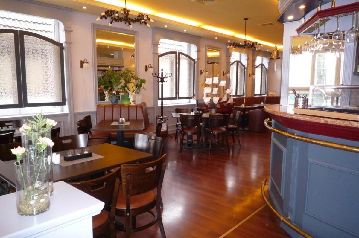Doppelzimmer Lunch, Direkt Am Alten Strom Rostock Exterior foto